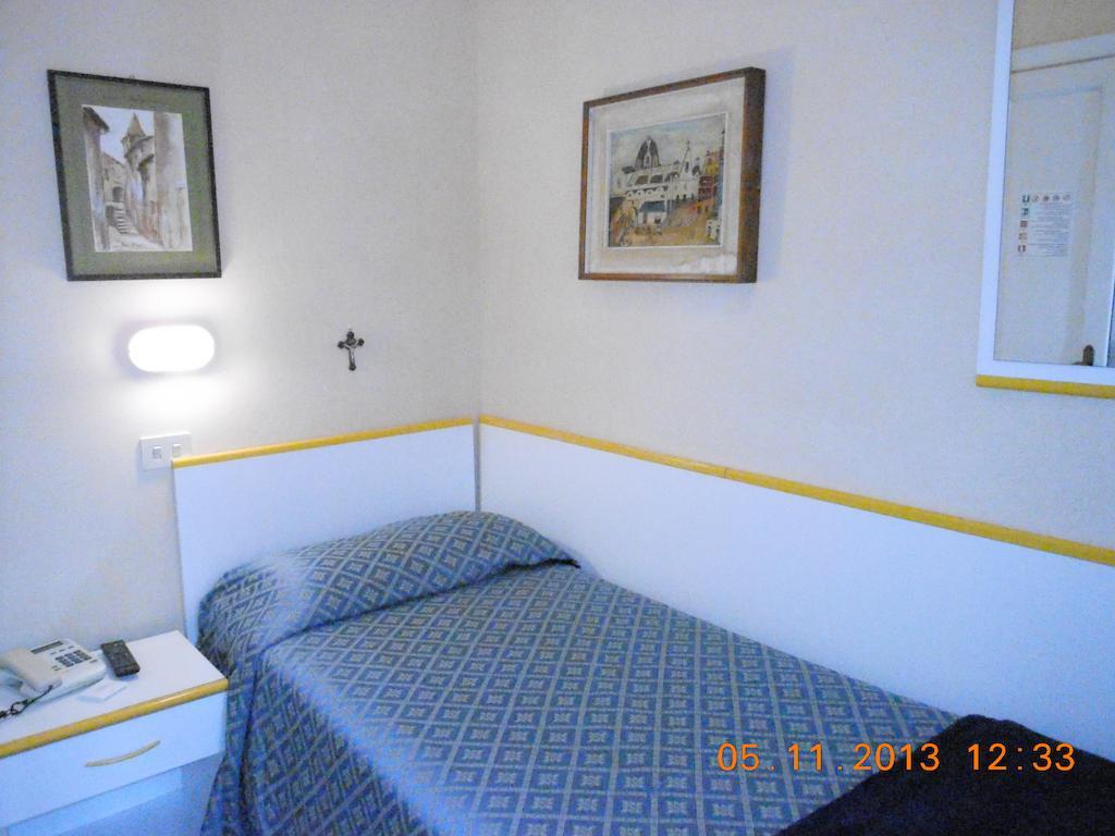 Albergo Villagrande Varazze Εξωτερικό φωτογραφία