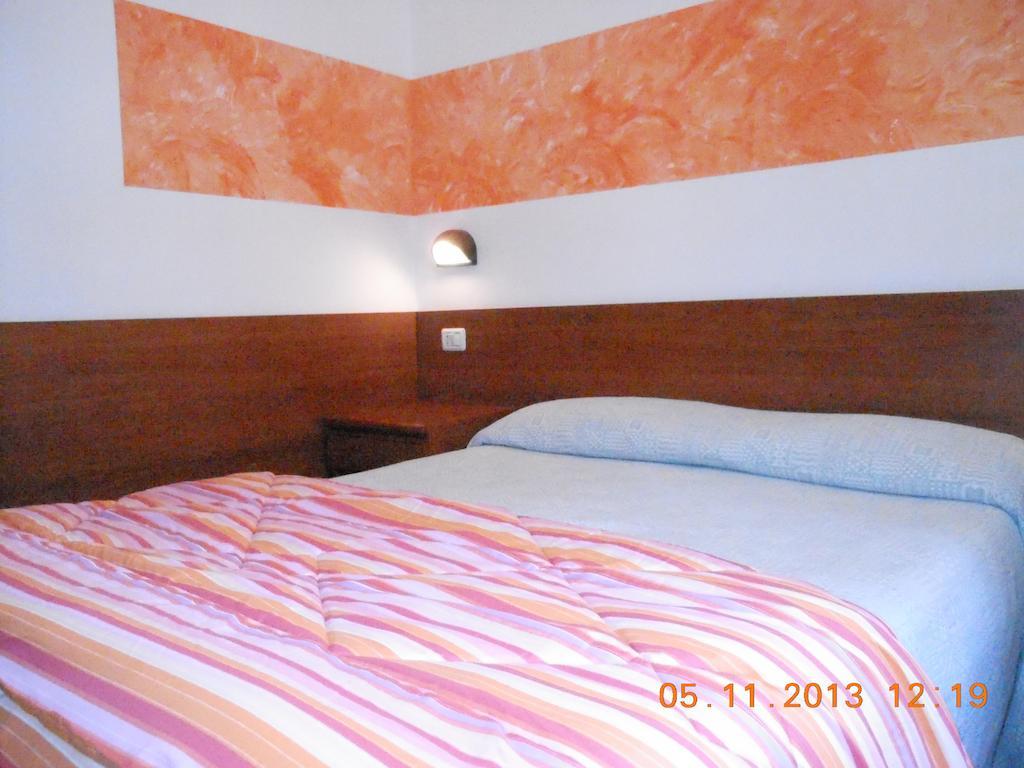 Albergo Villagrande Varazze Δωμάτιο φωτογραφία