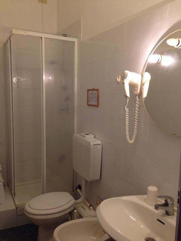 Albergo Villagrande Varazze Δωμάτιο φωτογραφία