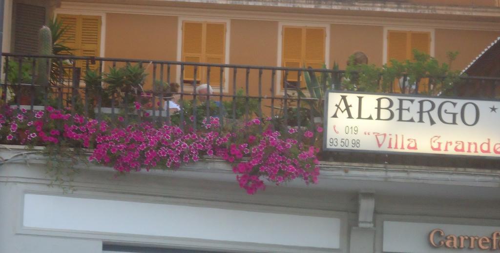 Albergo Villagrande Varazze Εξωτερικό φωτογραφία